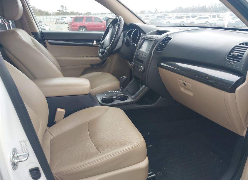 Photo 5 of 2011 Kia Sorento EX (VIN 5XYKU4A1XBG016229)