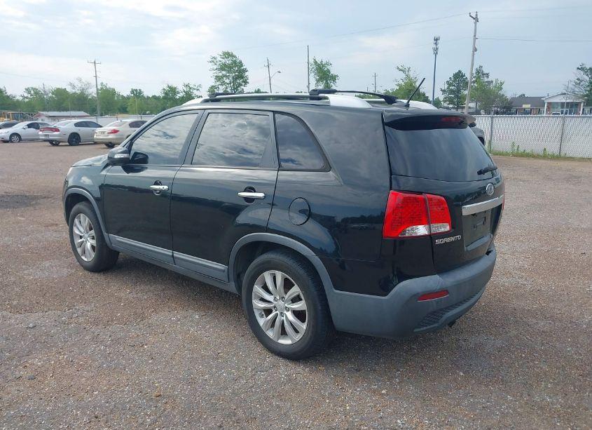 Photo 3 of 2011 Kia Sorento EX (VIN 5XYKU4A1XBG038294)