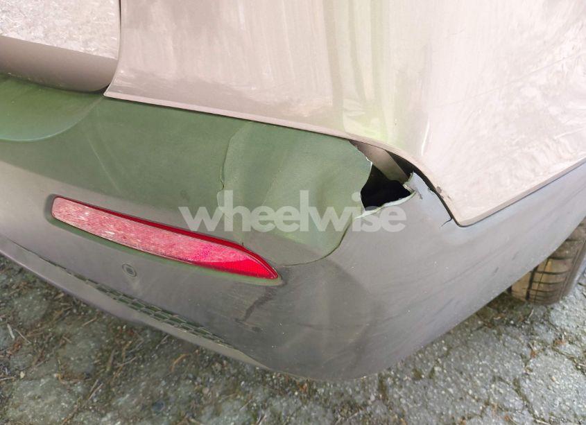 Photo 13 of 2011 Kia Sorento EX V6 (VIN 5XYKU4A20BG027684)