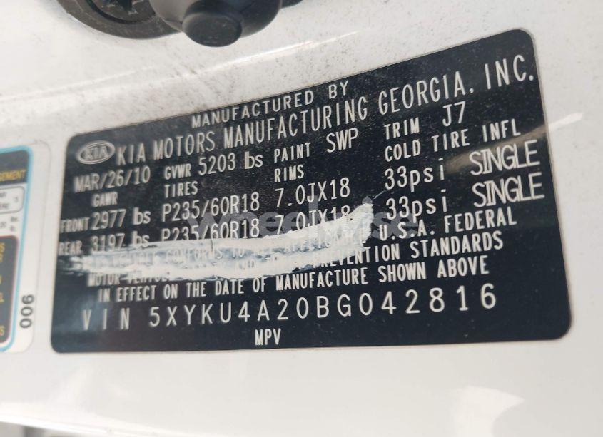 Photo 9 of 2011 Kia Sorento EX V6 (VIN 5XYKU4A20BG042816)