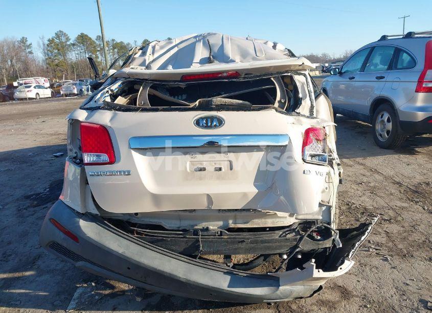 Photo 15 of 2011 Kia Sorento EX V6 (VIN 5XYKU4A20BG112489)