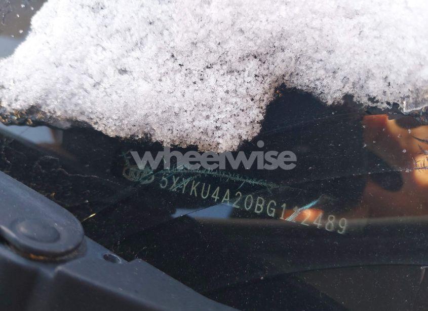 Photo 9 of 2011 Kia Sorento EX V6 (VIN 5XYKU4A20BG112489)