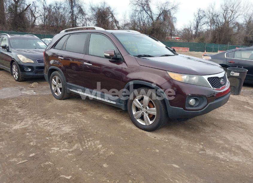 2012 Kia Sorento EX V6 (VIN 5XYKU4A20CG200895) main photo