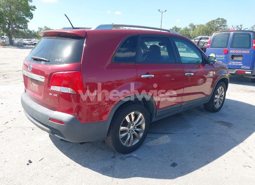 Photo 4 of 2011 Kia Sorento EX V6 (VIN 5XYKU4A21BG034062)