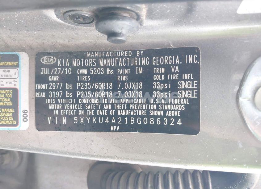 Photo 9 of 2011 Kia Sorento EX V6 (VIN 5XYKU4A21BG086324)