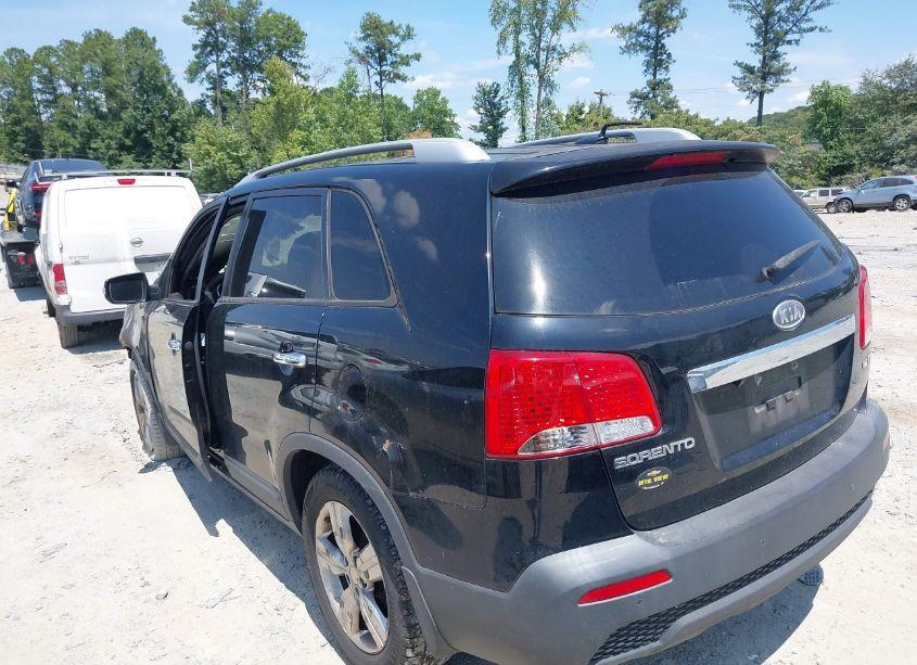 Photo 3 of 2012 Kia Sorento EX V6 (VIN 5XYKU4A21CG196341)