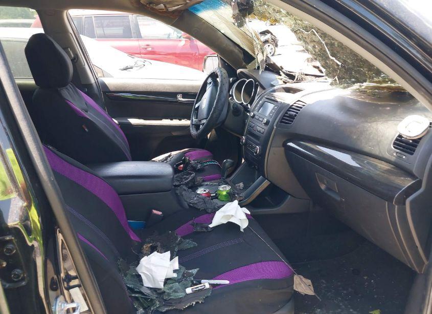 Photo 5 of 2012 Kia Sorento EX V6 (VIN 5XYKU4A21CG196341)