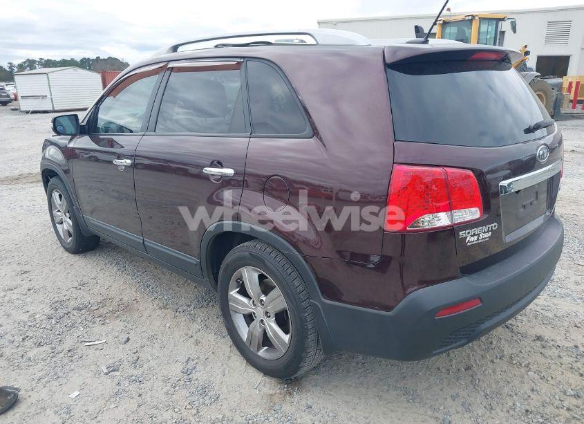 Photo 3 of 2013 Kia Sorento EX V6 (VIN 5XYKU4A21DG312753)