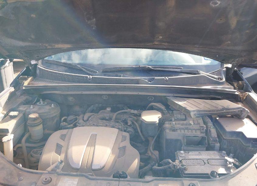Photo 10 of 2011 Kia Sorento EX V6 (VIN 5XYKU4A22BG038329)