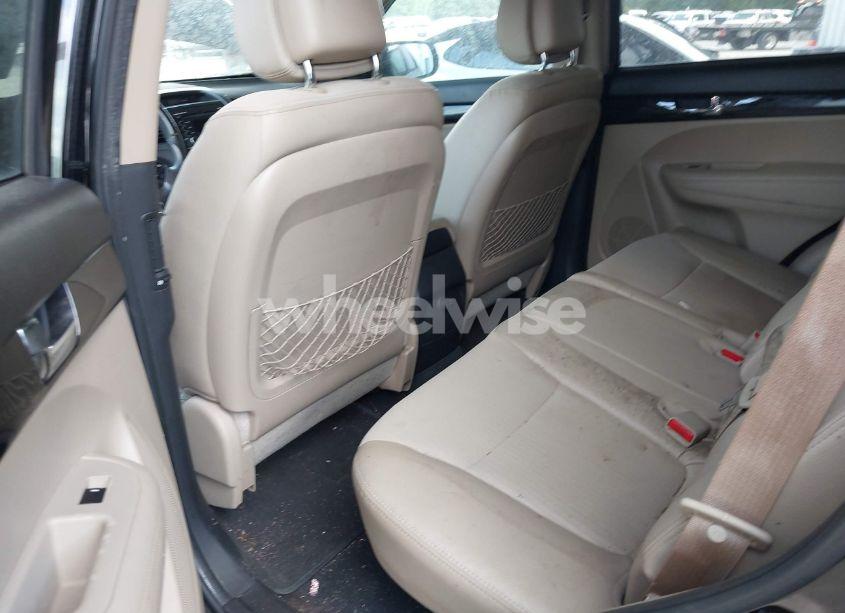 Photo 8 of 2011 Kia Sorento EX V6 (VIN 5XYKU4A22BG040727)