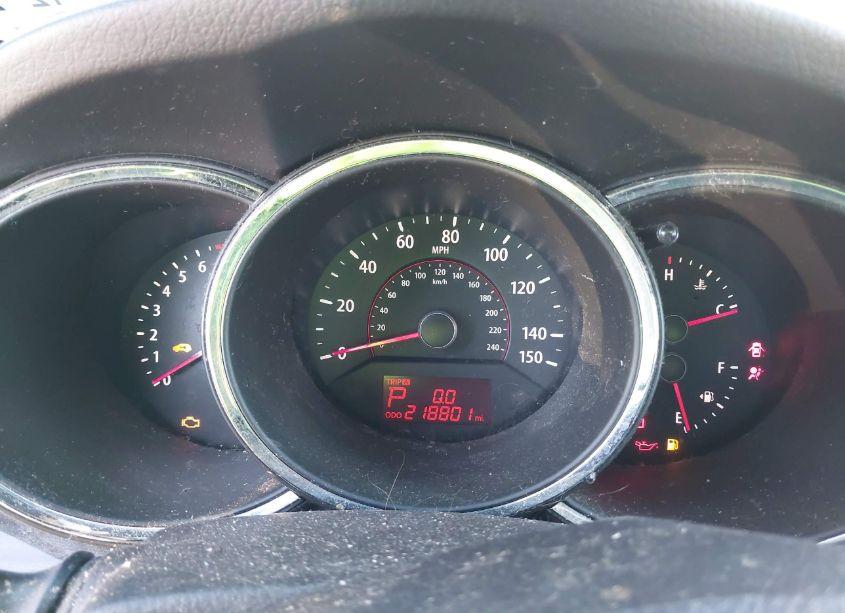 Photo 7 of 2011 Kia Sorento EX V6 (VIN 5XYKU4A23BG151335)