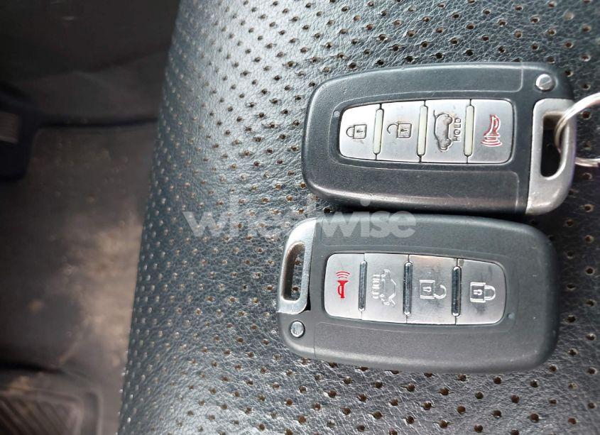 Photo 11 of 2012 Kia Sorento EX V6 (VIN 5XYKU4A23CG230182)