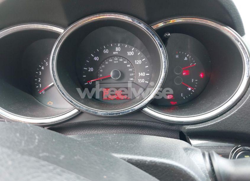 Photo 7 of 2012 Kia Sorento EX V6 (VIN 5XYKU4A23CG230182)