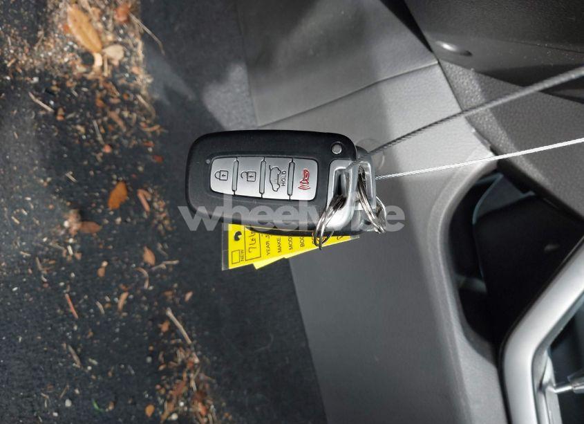 Photo 11 of 2012 Kia Sorento EX (VIN 5XYKU4A23CG244972)