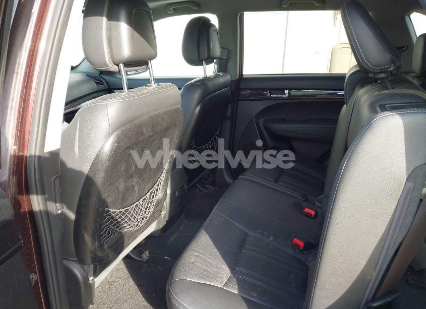 Photo 8 of 2012 Kia Sorento EX (VIN 5XYKU4A23CG244972)