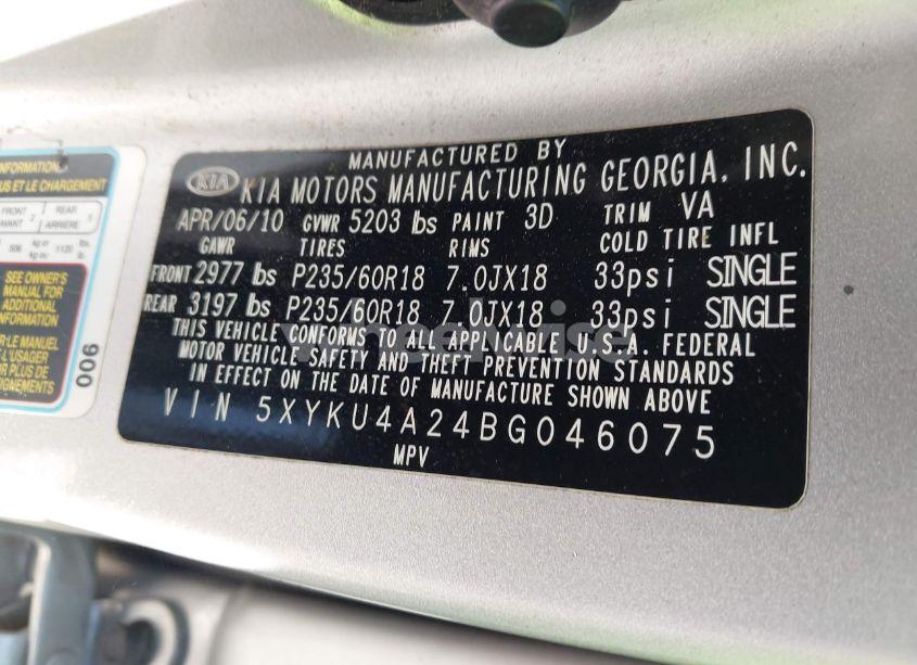 Photo 9 of 2011 Kia Sorento EX V6 (VIN 5XYKU4A24BG046075)