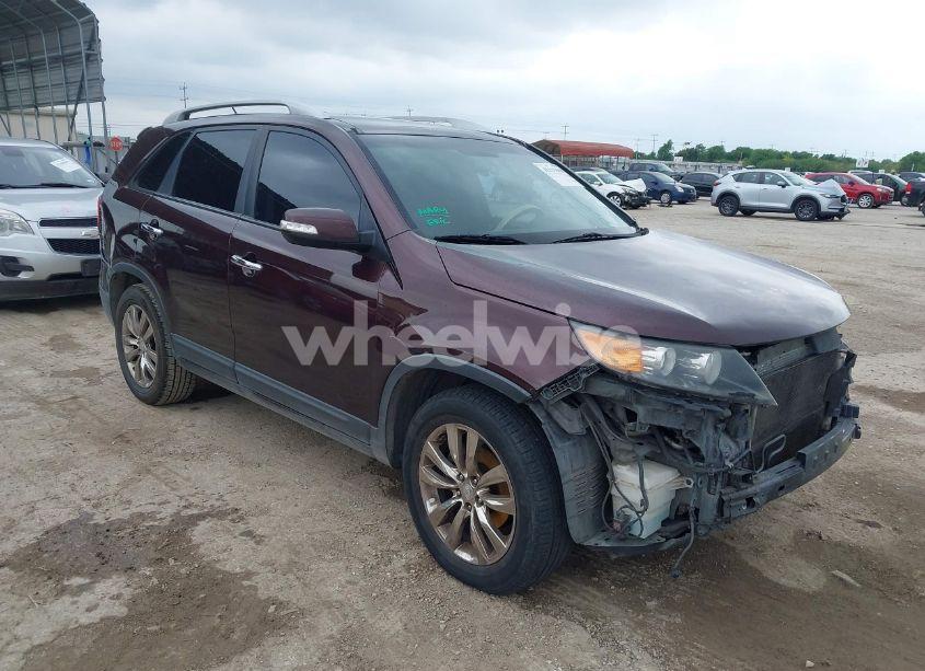 2011 Kia Sorento EX V6 (VIN 5XYKU4A24BG052376) main photo