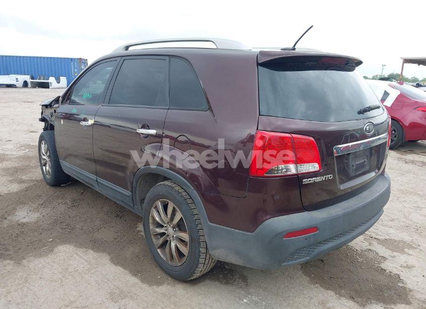 Photo 3 of 2011 Kia Sorento EX V6 (VIN 5XYKU4A24BG052376)