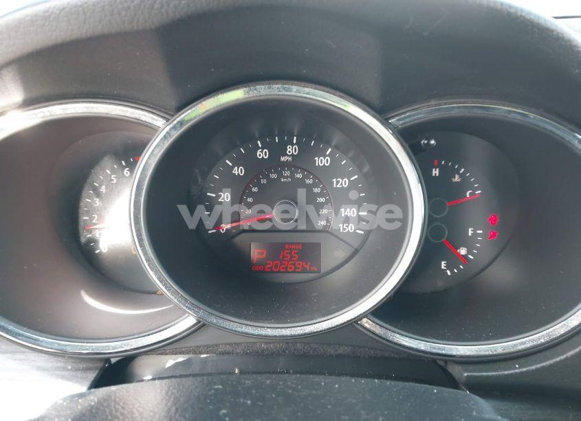 Photo 7 of 2011 Kia Sorento EX V6 (VIN 5XYKU4A24BG156981)