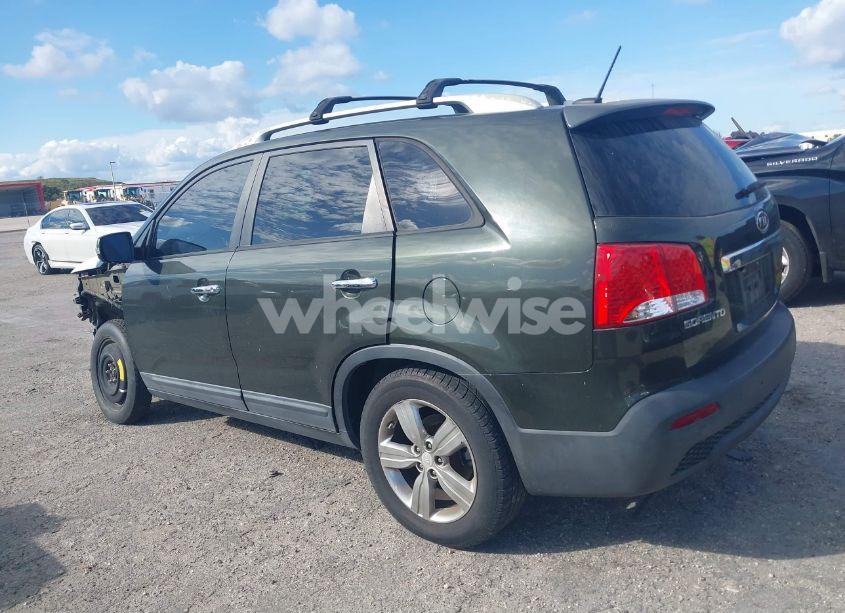 Photo 14 of 2013 Kia Sorento EX V6 (VIN 5XYKU4A24DG328932)