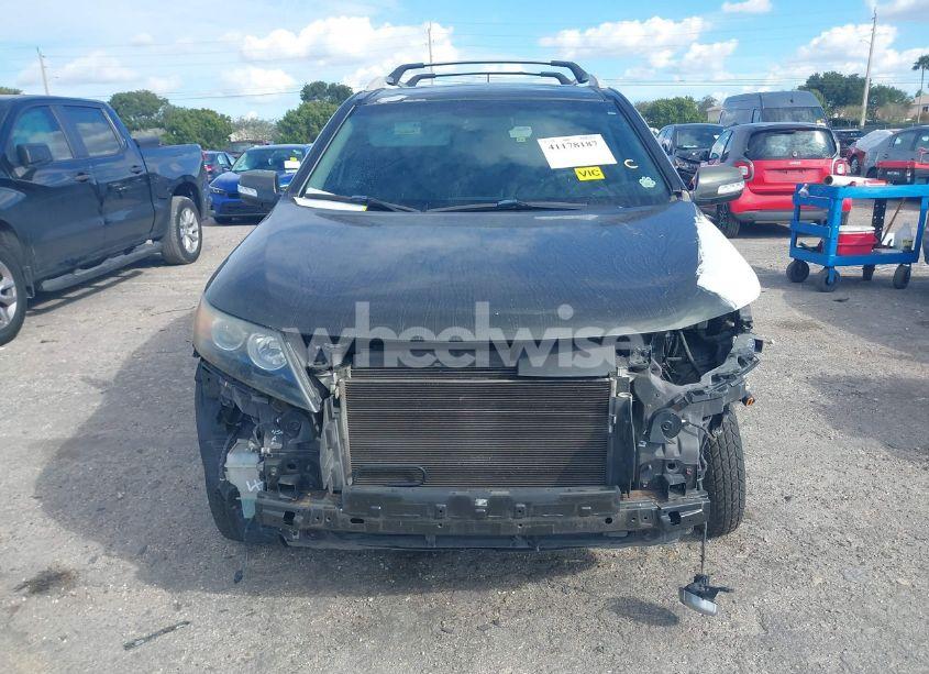 Photo 6 of 2013 Kia Sorento EX V6 (VIN 5XYKU4A24DG328932)