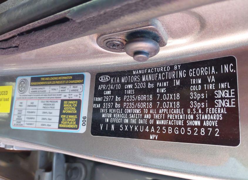 Photo 8 of 2011 Kia Sorento EX V6 (VIN 5XYKU4A25BG052872)