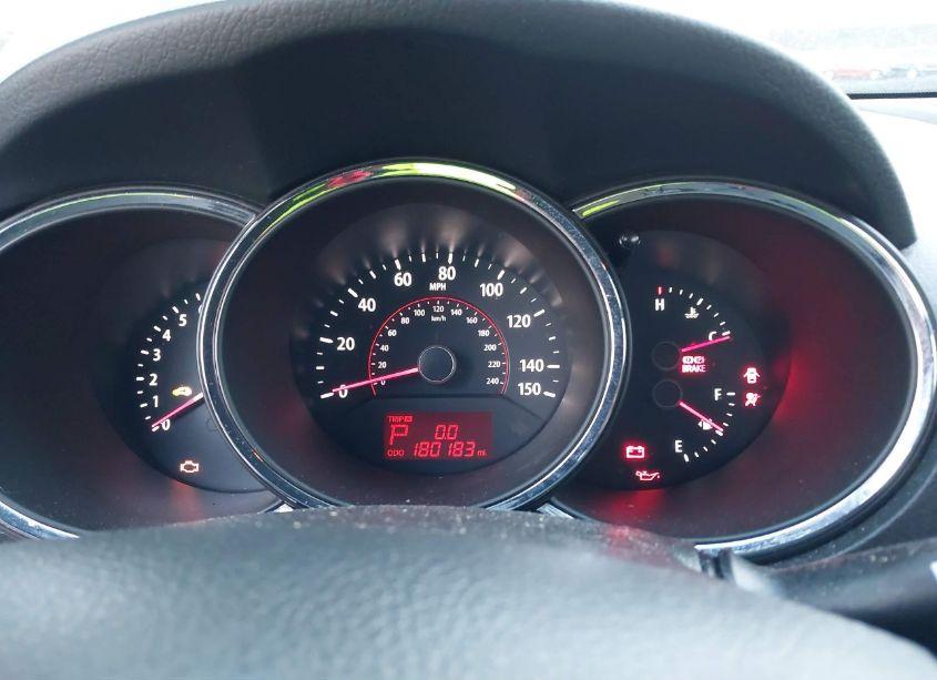 Photo 7 of 2011 Kia Sorento EX V6 (VIN 5XYKU4A25BG113721)