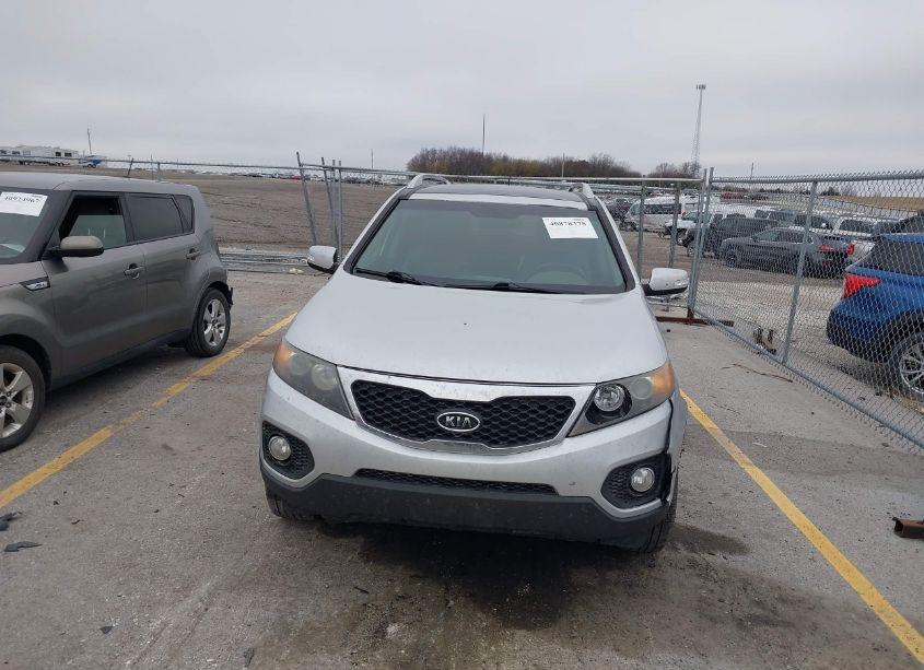 Photo 6 of 2012 Kia Sorento EX V6 (VIN 5XYKU4A26CG189613)