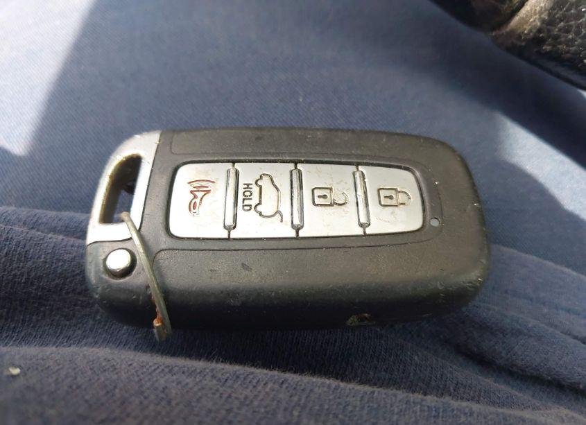 Photo 11 of 2013 Kia Sorento EX V6 (VIN 5XYKU4A26DG411293)