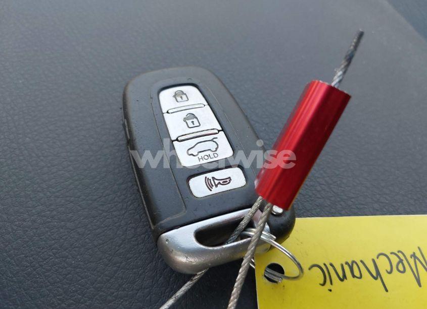 Photo 11 of 2011 Kia Sorento EX V6 (VIN 5XYKU4A27BG011773)