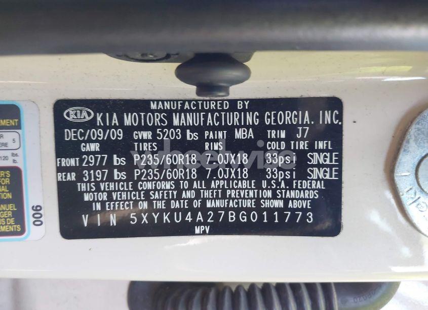 Photo 9 of 2011 Kia Sorento EX V6 (VIN 5XYKU4A27BG011773)