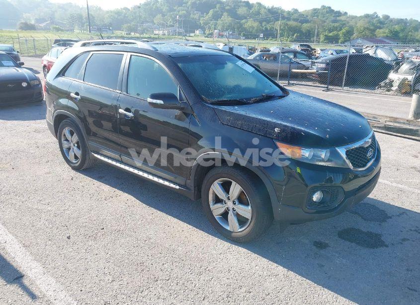 2013 Kia Sorento EX V6 (VIN 5XYKU4A27DG326480) main photo