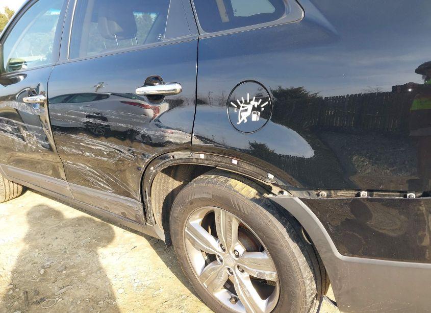 Photo 6 of 2013 Kia Sorento EX V6 (VIN 5XYKU4A27DG400190)