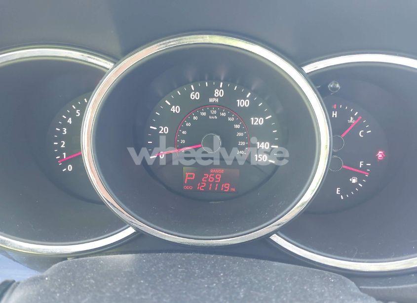 Photo 7 of 2011 Kia Sorento EX V6 (VIN 5XYKU4A28BG041140)