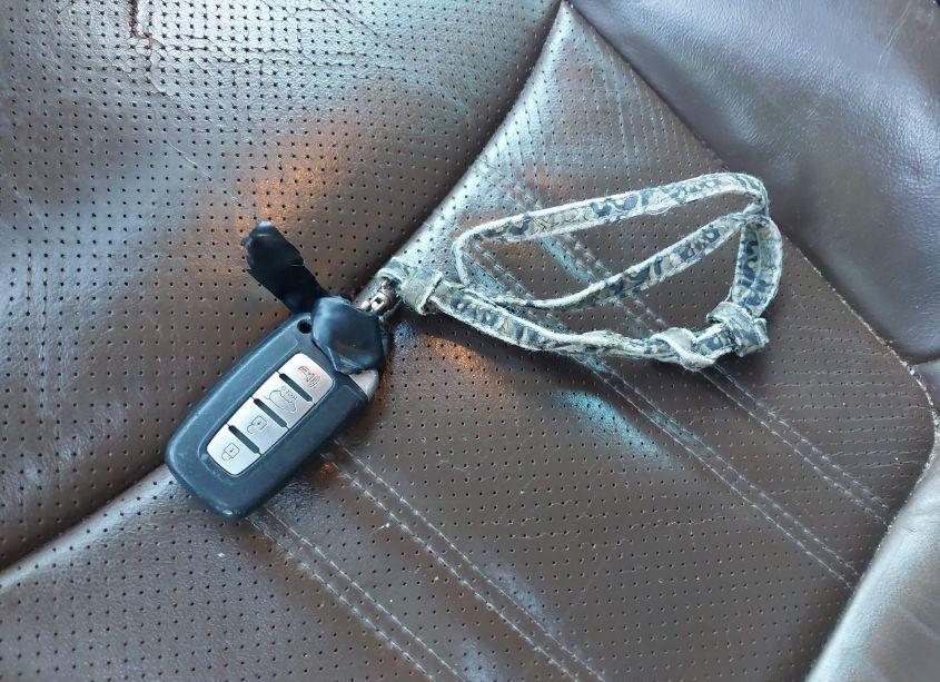 Photo 11 of 2012 Kia Sorento EX V6 (VIN 5XYKU4A28CG291656)