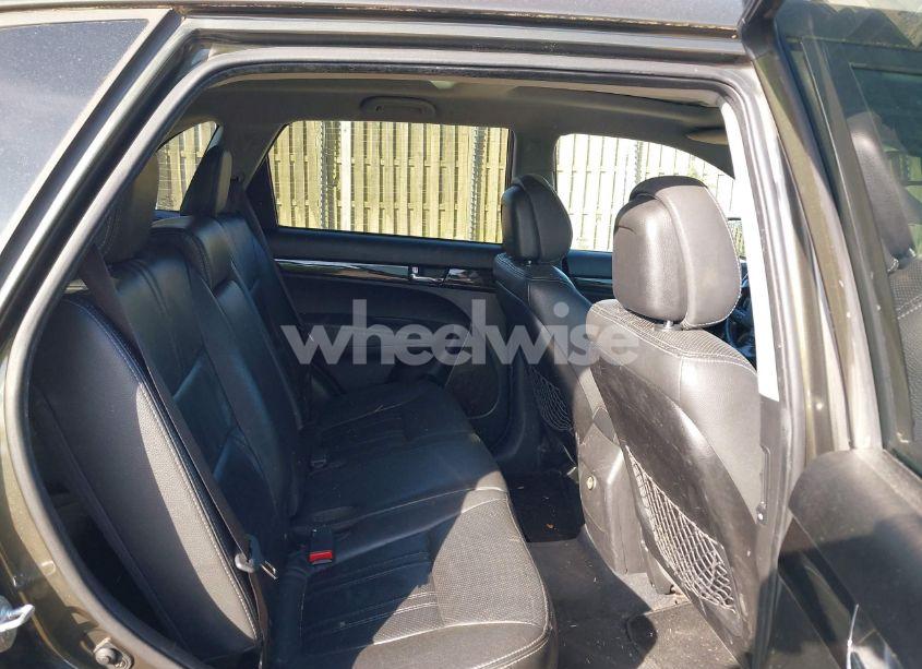 Photo 8 of 2012 Kia Sorento EX V6 (VIN 5XYKU4A29CG200474)