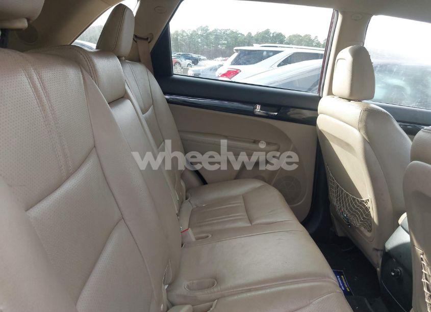 Photo 8 of 2013 Kia Sorento EX V6 (VIN 5XYKU4A29DG325878)