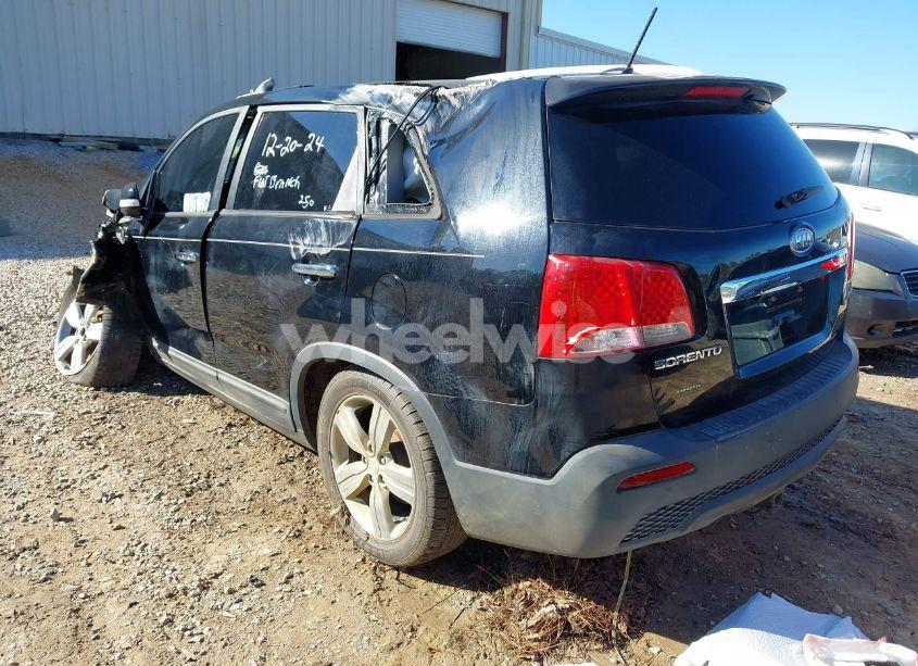 Photo 3 of 2012 Kia Sorento EX (VIN 5XYKU4A2XCG258237)