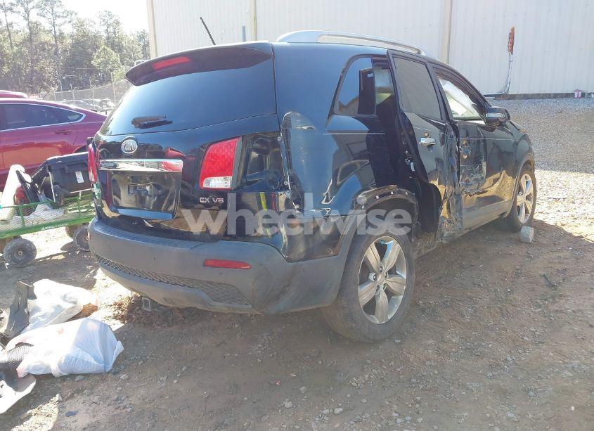 Photo 4 of 2012 Kia Sorento EX (VIN 5XYKU4A2XCG258237)