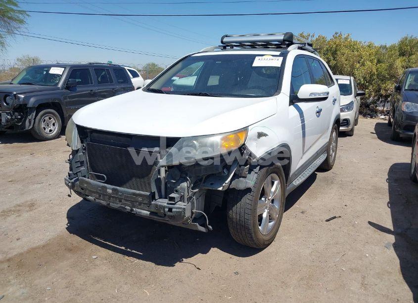 Photo 6 of 2013 Kia Sorento EX V6 (VIN 5XYKU4A2XDG363829)