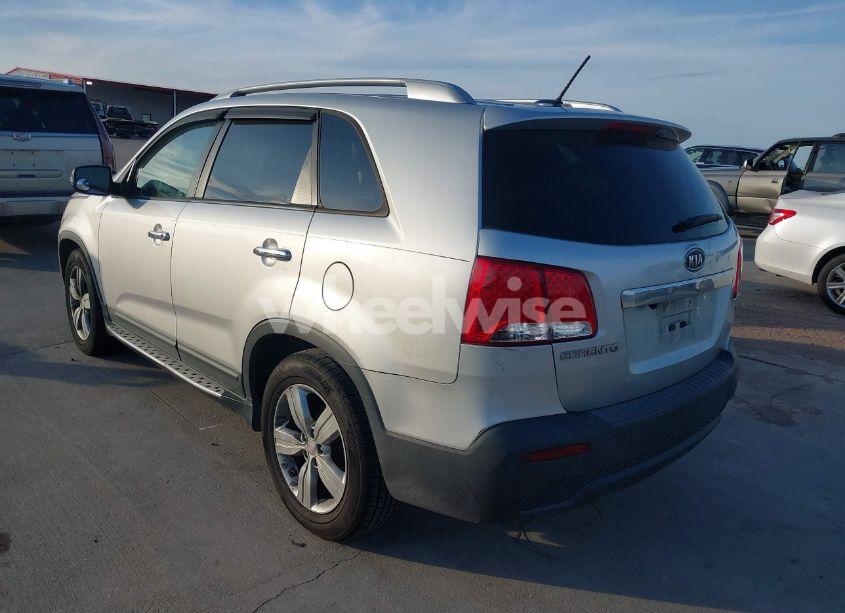 Photo 3 of 2012 Kia Sorento EX (VIN 5XYKU4A61CG248313)