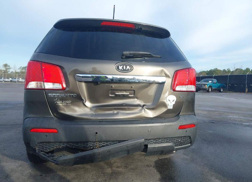 Photo 6 of 2013 Kia Sorento EX (VIN 5XYKU4A63DG346177)