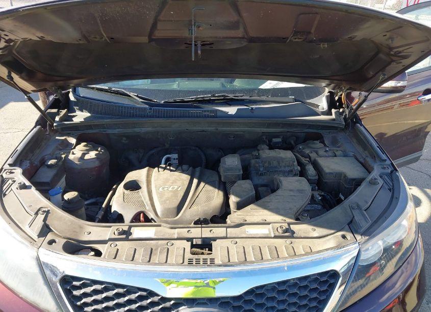 Photo 10 of 2013 Kia Sorento EX (VIN 5XYKU4A66DG337585)
