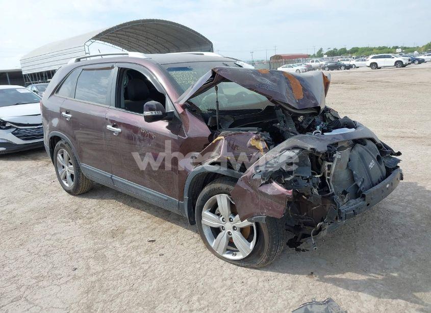 2013 Kia Sorento EX (VIN 5XYKU4A69DG401733) main photo