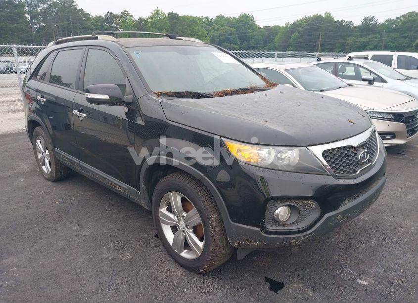 2013 Kia Sorento EX (VIN 5XYKU4A6XDG330770) main photo