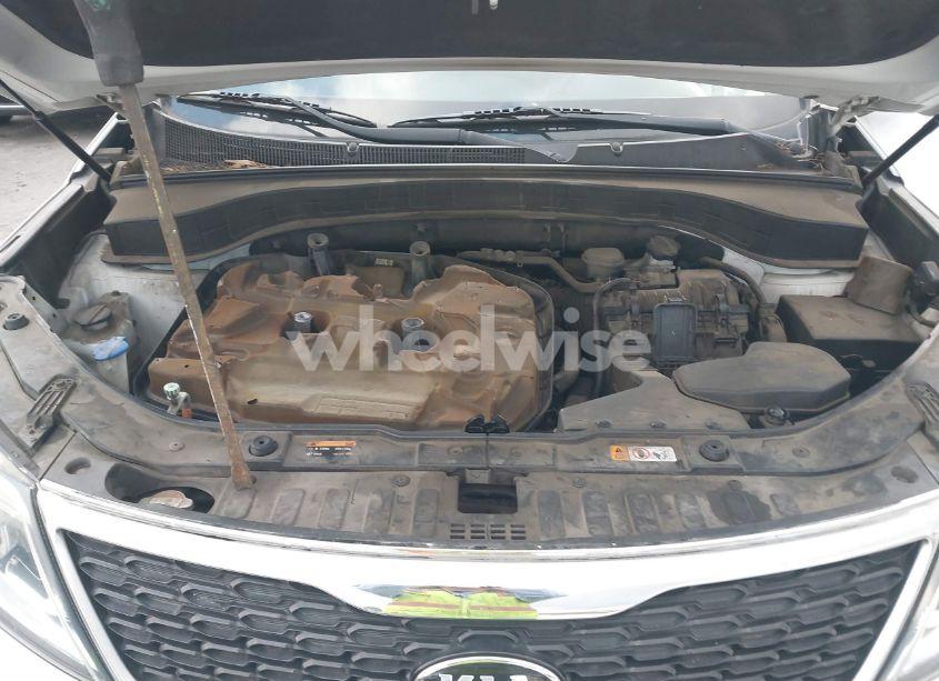 Photo 10 of 2015 Kia Sorento EX V6 (VIN 5XYKU4A70FG612752)