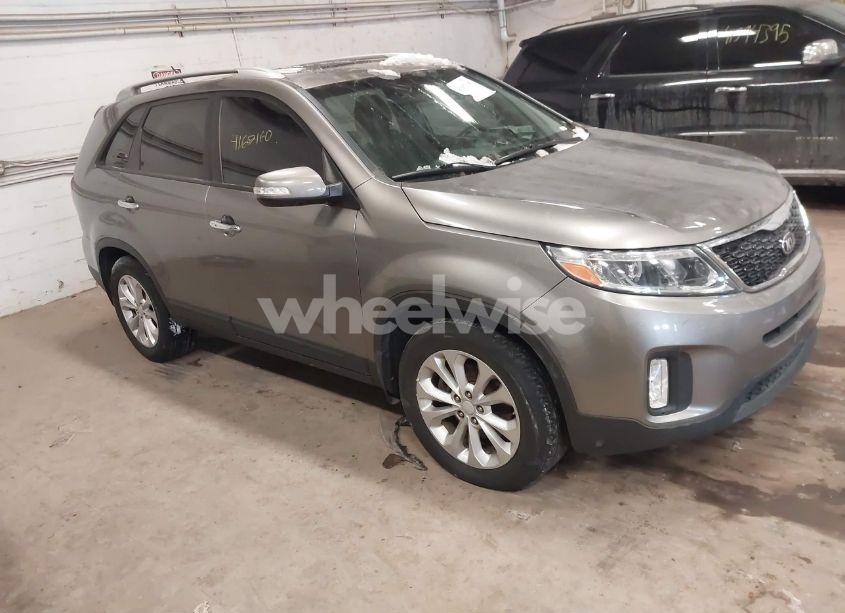 2014 Kia Sorento EX V6 (VIN 5XYKU4A71EG435384) main photo