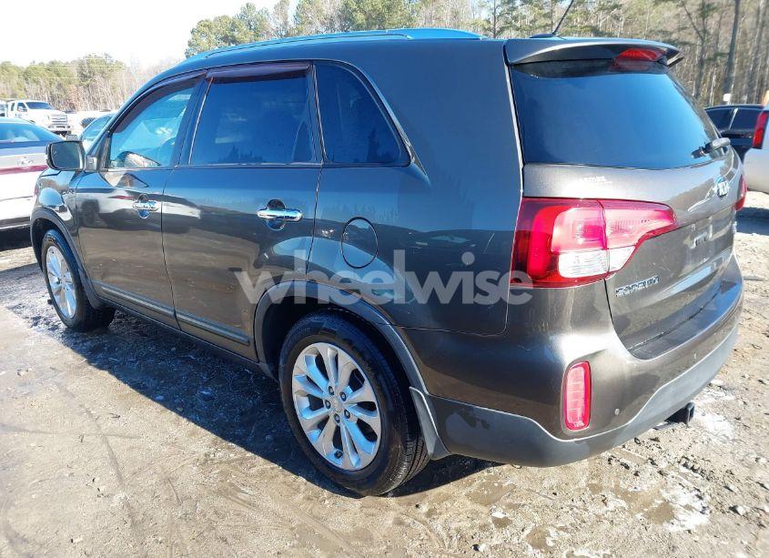 Photo 3 of 2014 Kia Sorento EX V6 (VIN 5XYKU4A71EG497819)