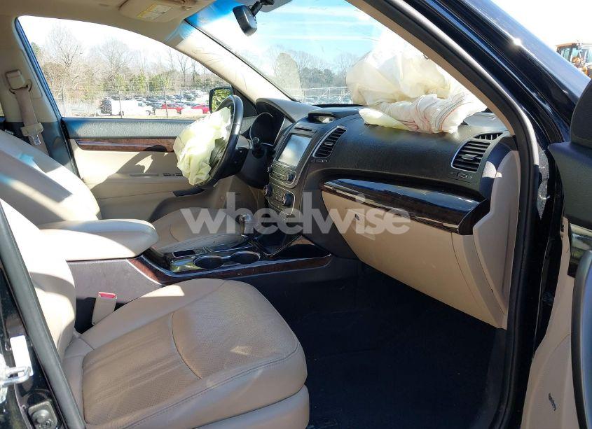Photo 5 of 2014 Kia Sorento EX V6 (VIN 5XYKU4A73EG468693)