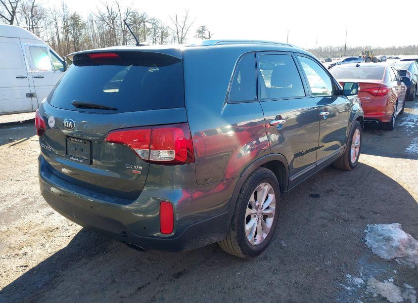 Photo 4 of 2014 Kia Sorento EX V6 (VIN 5XYKU4A74EG523099)